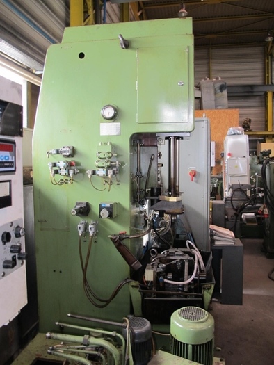 Gebraucht Vertikale Honmaschine Kadia VPH 120 / 350 F