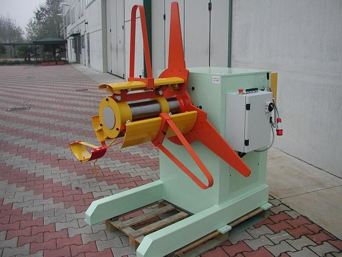 New F&P   3ton & 5ton Powered Decoilers  #3194