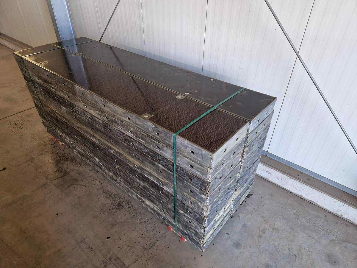 Used 2022 hunnebeck Rasto z nową sklejką