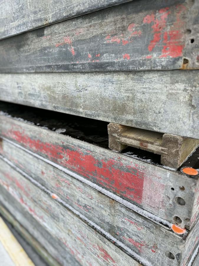 Used Hunnebeck Manti H330 z nową sklejką 70% rabatu