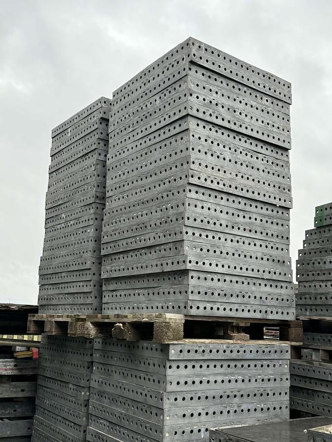 Used 2022 Hunnebeck Tekko 150m2 with new plywood