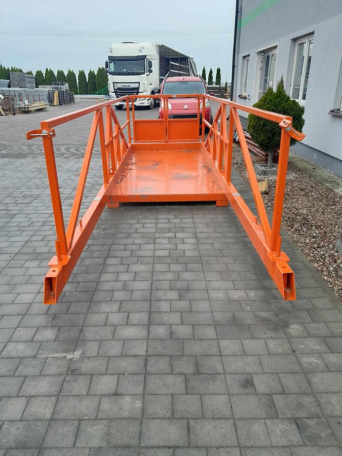 Szal-bud Podest rozładunkowy PD40/1,71