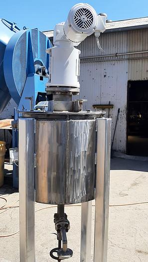 Used Tank, 45 Gallon, 304 S/st, Jkt, Agit, FT/CB #S744716