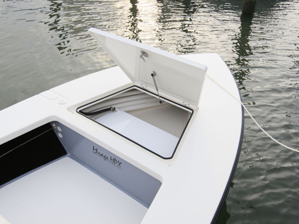 2026 Maverick Boats 18 HPX-V Base