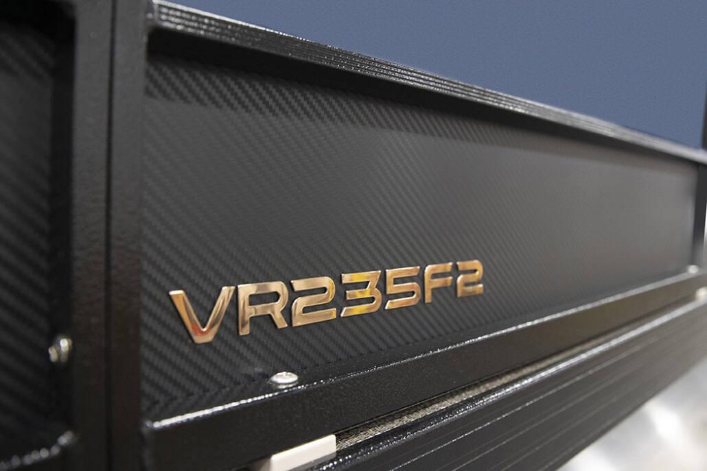 VR235F2