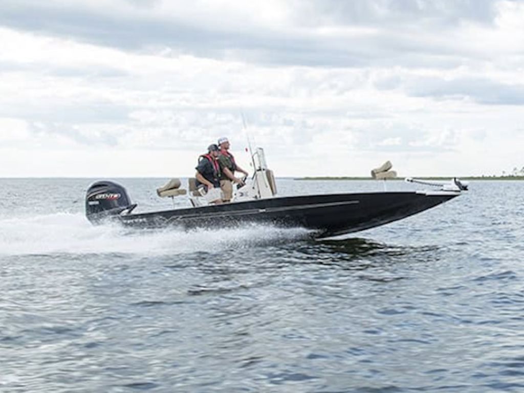 2026 Xpress Boats H22B Base