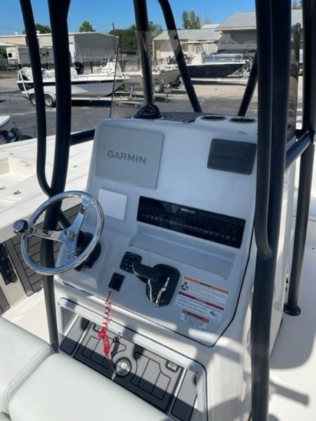 2024 Pathfinder Boats 2400 Open