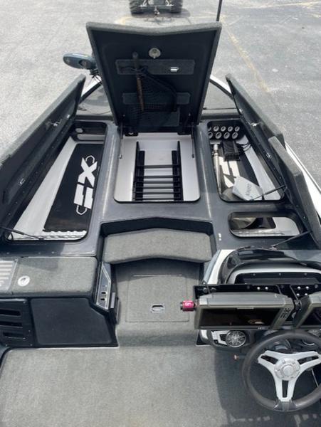 Used 2017 Skeeter FX20