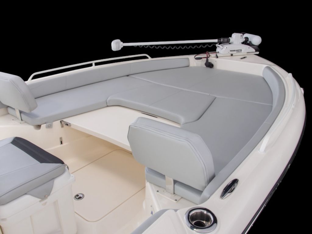 2026 Skeeter SX2550 Family Base