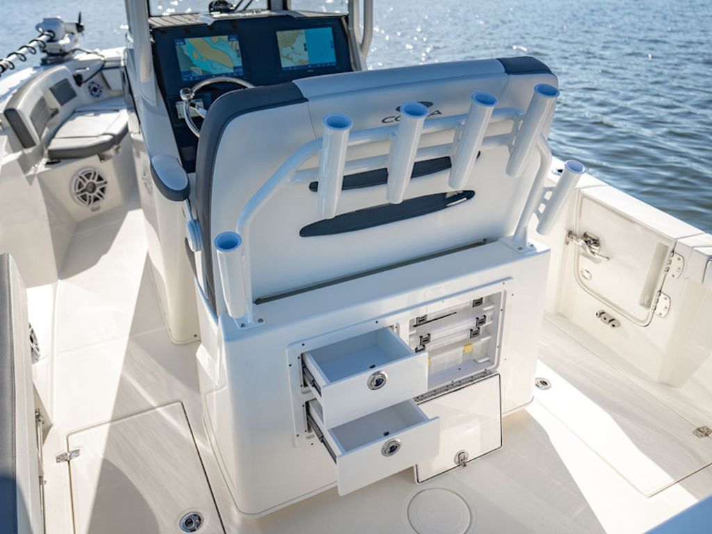 2026 Cobia Boats 245 CC Base