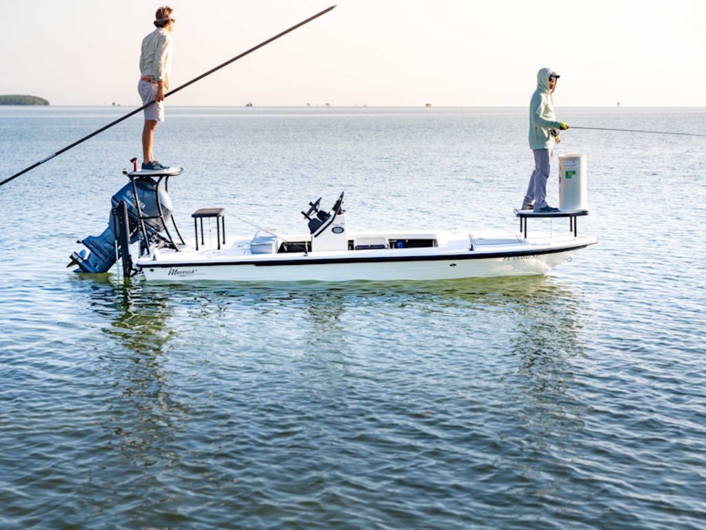 2026 Maverick Boats 17 HPX-V Base