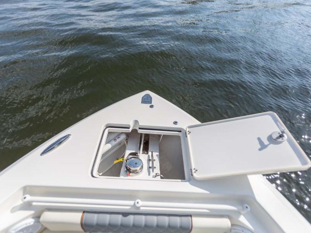 2026 Cobia Boats 240 DC Base