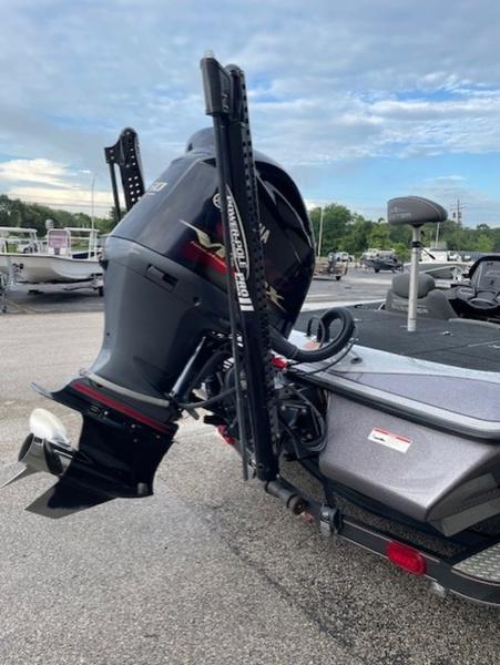 Used 2019 Skeeter ZX250