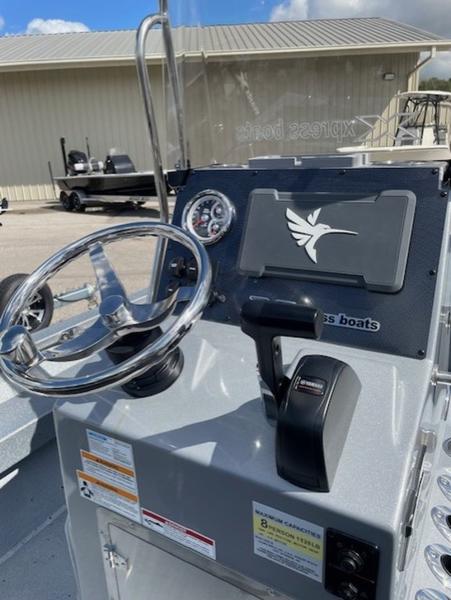 2026 Xpress Boats H20 Bay