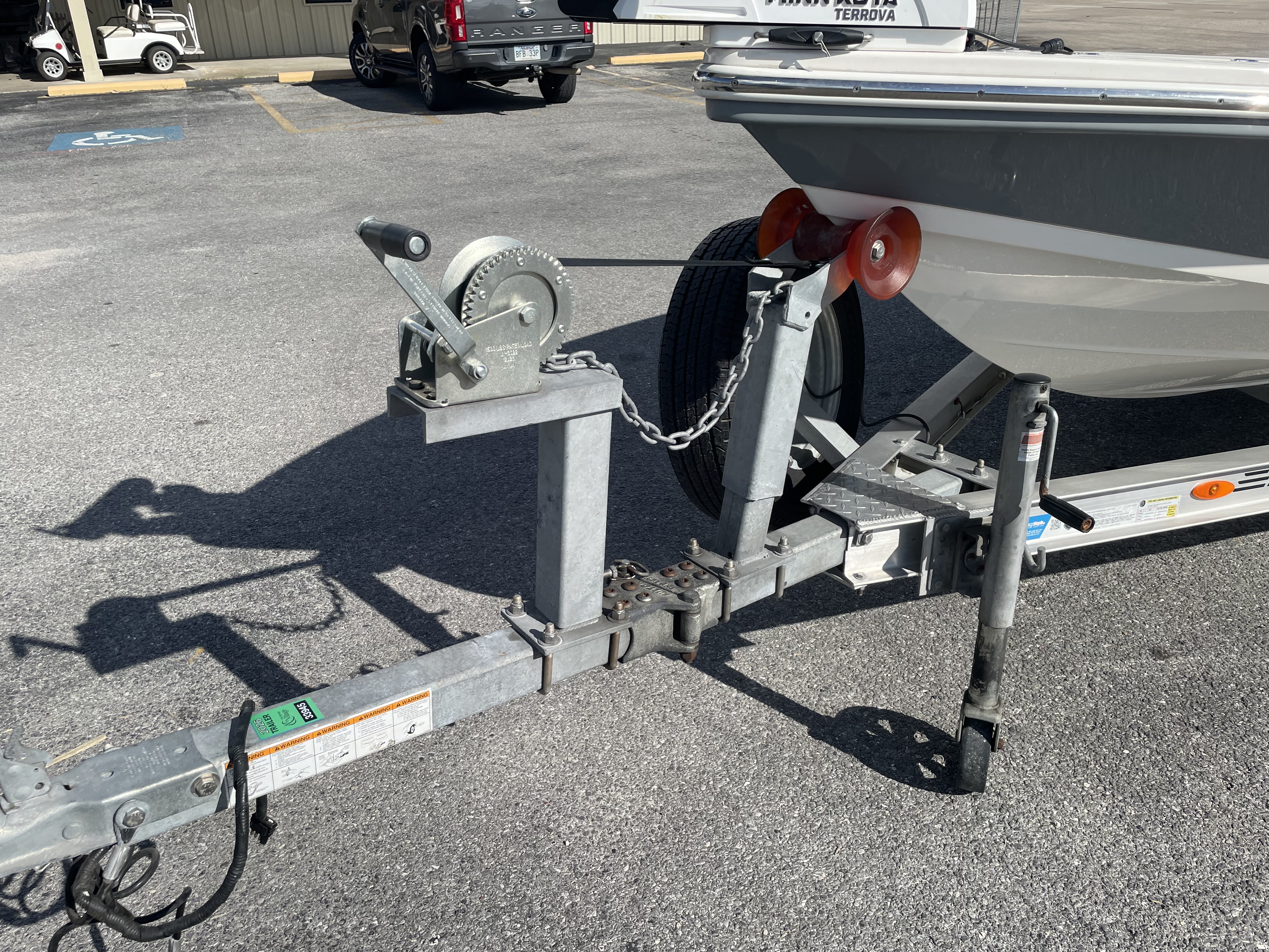Used 2021 Hewes Redfisher 18
