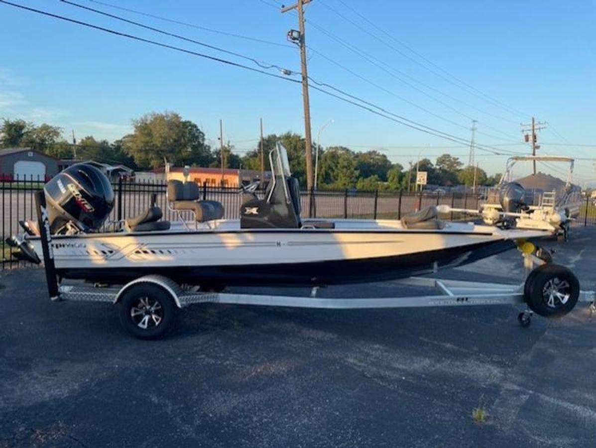 2026 Xpress Boats H20 Bay