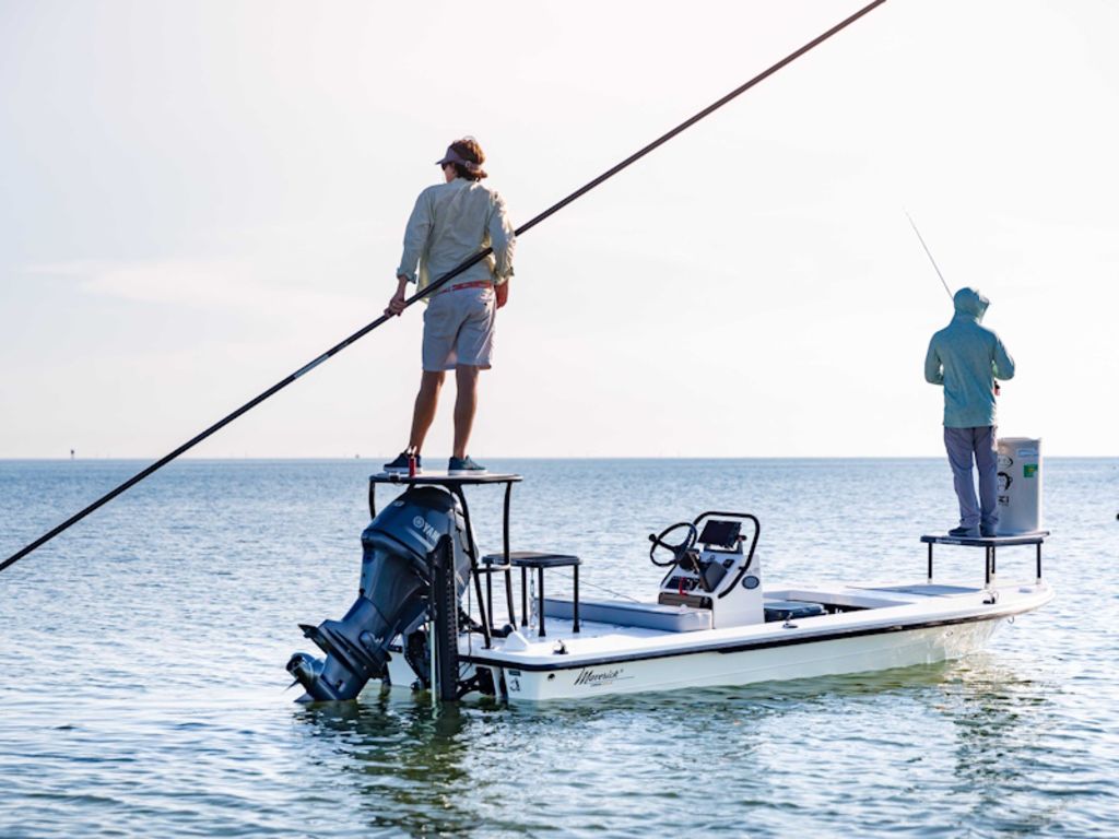 2026 Maverick Boats 17 HPX-V Base