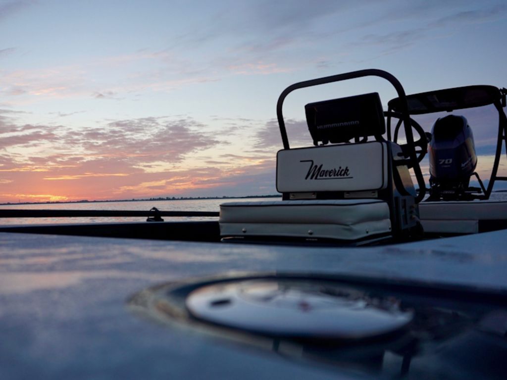 2026 Maverick Boats 17 HPX-S Base
