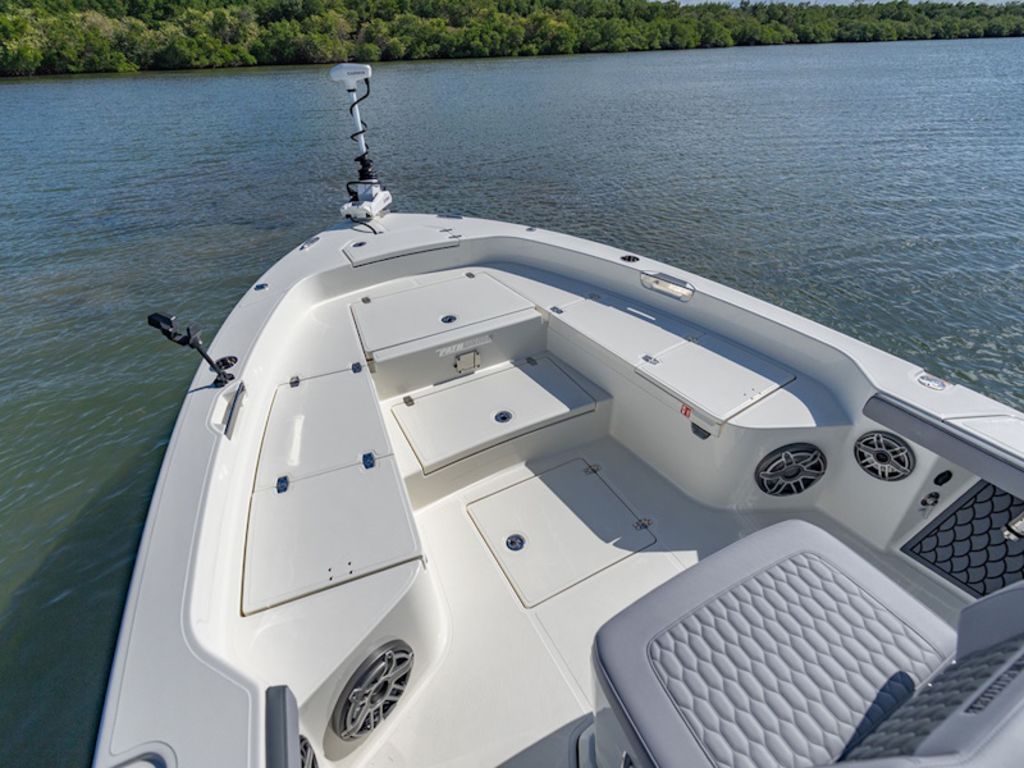 2027 Pathfinder Boats 2800 Hybrid Base