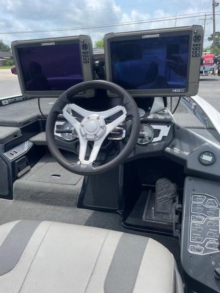 Used 2017 Skeeter FX20