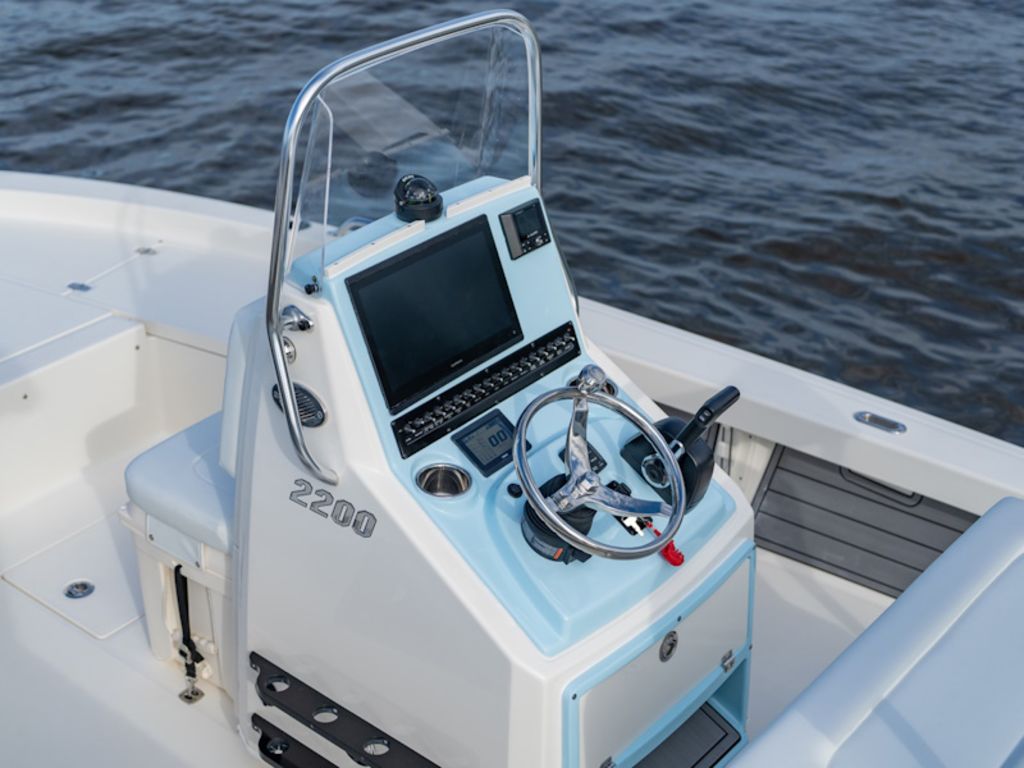 2027 Pathfinder Boats 2200 Hybrid Base