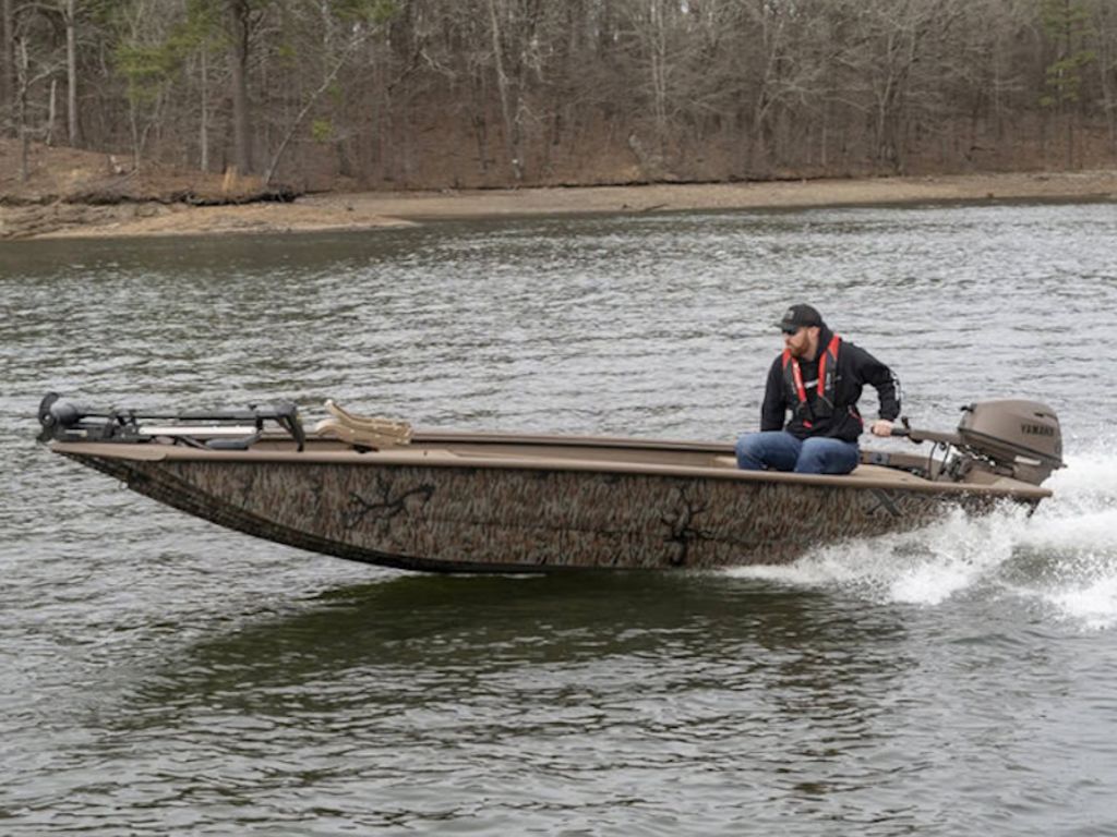 2026 Xpress Boats HD16DB Base