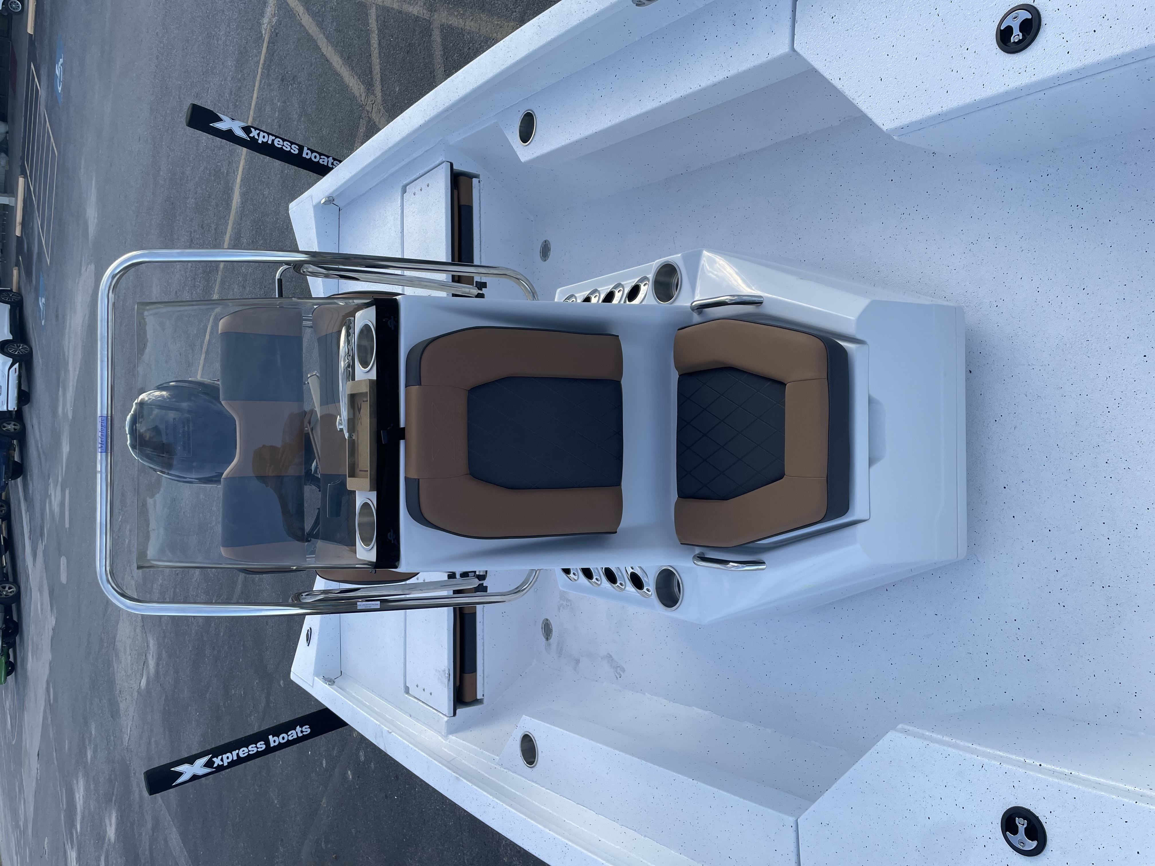 2027 Xpress Boats H20 Bay