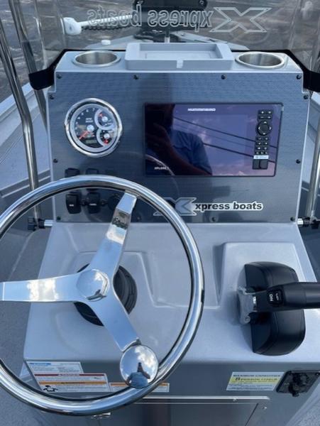 2027 Xpress Boats H20 Bay