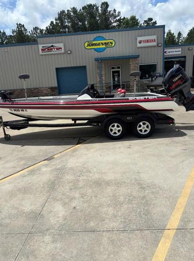Used 2008 Skeeter 21i