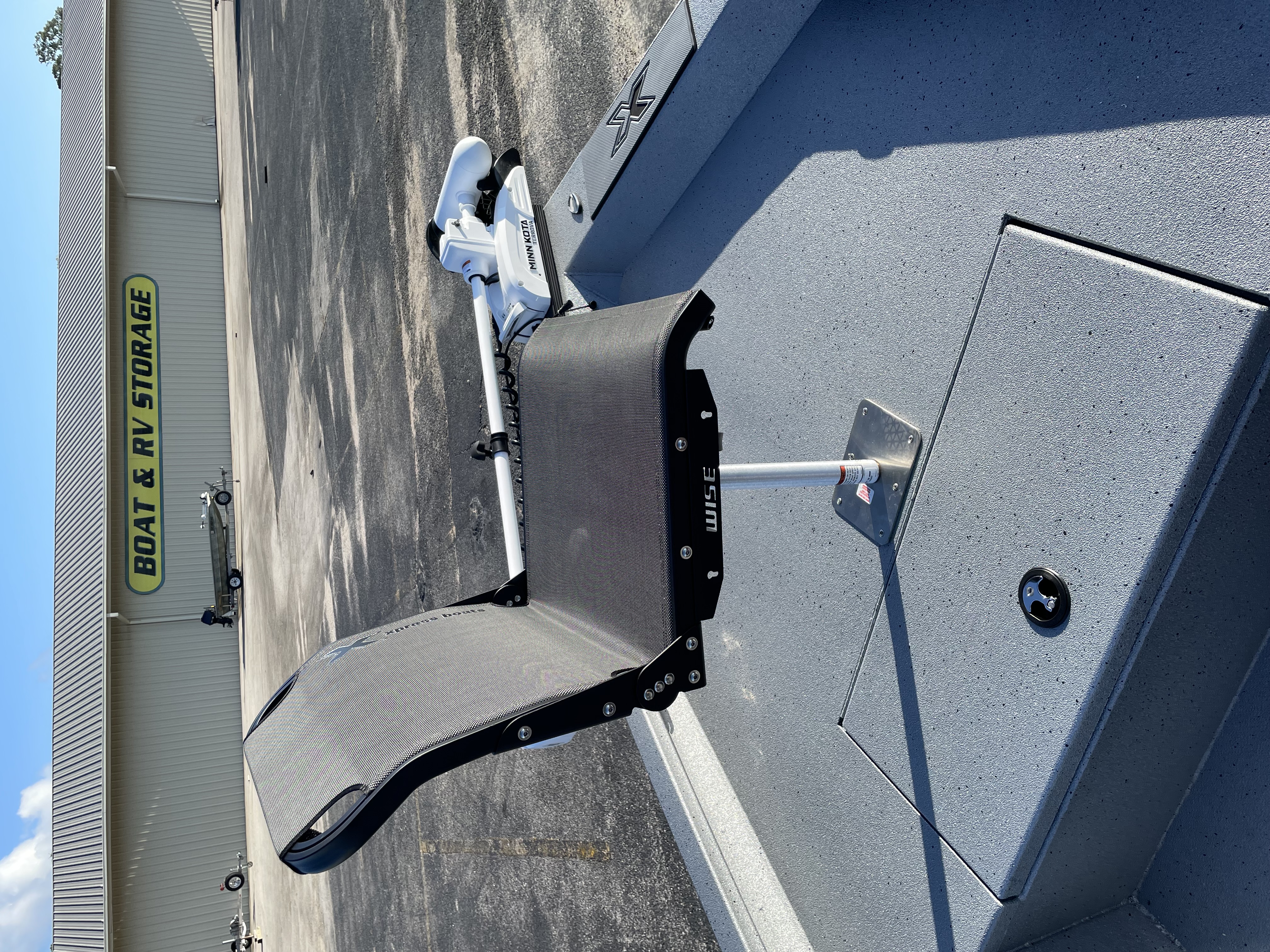 2027 Xpress Boats H20 Bay