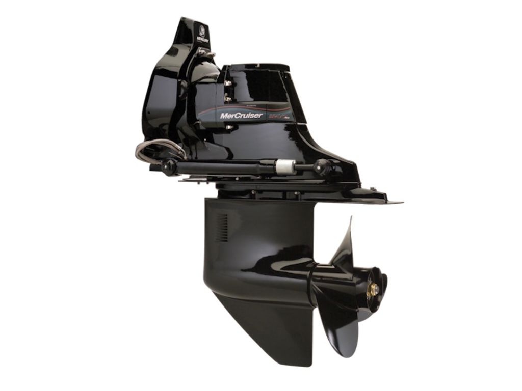 2026 Mercury Marine® Bravo Two, Two X and Two XR Base