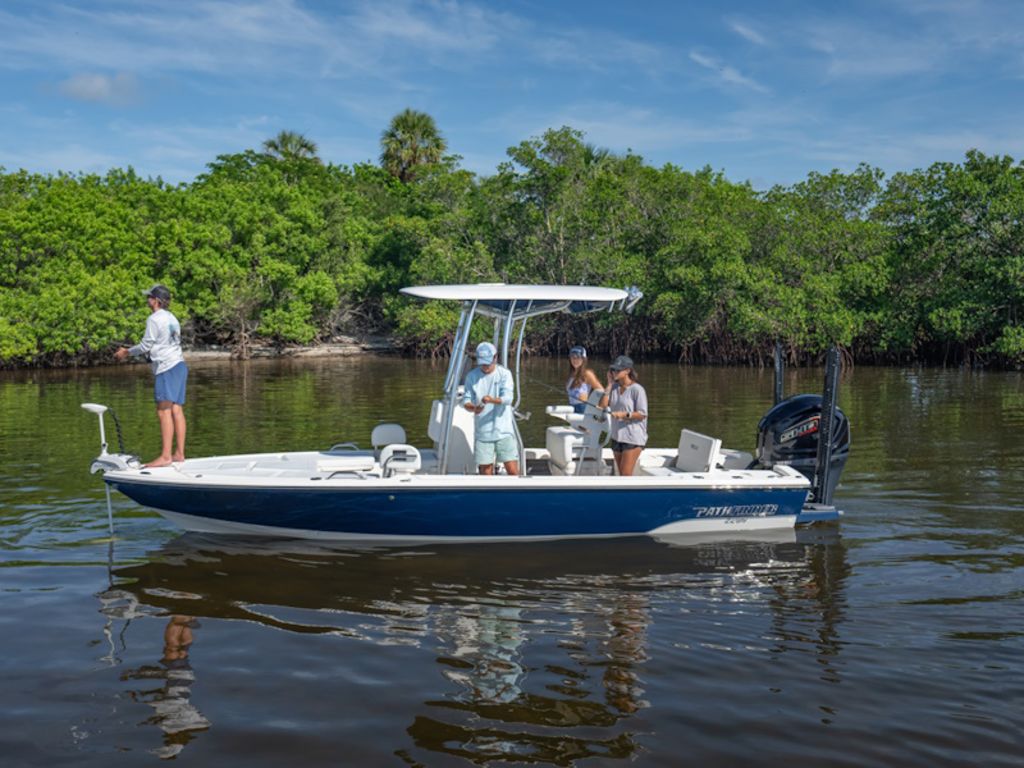 2027 Pathfinder Boats 2200 Hybrid Base