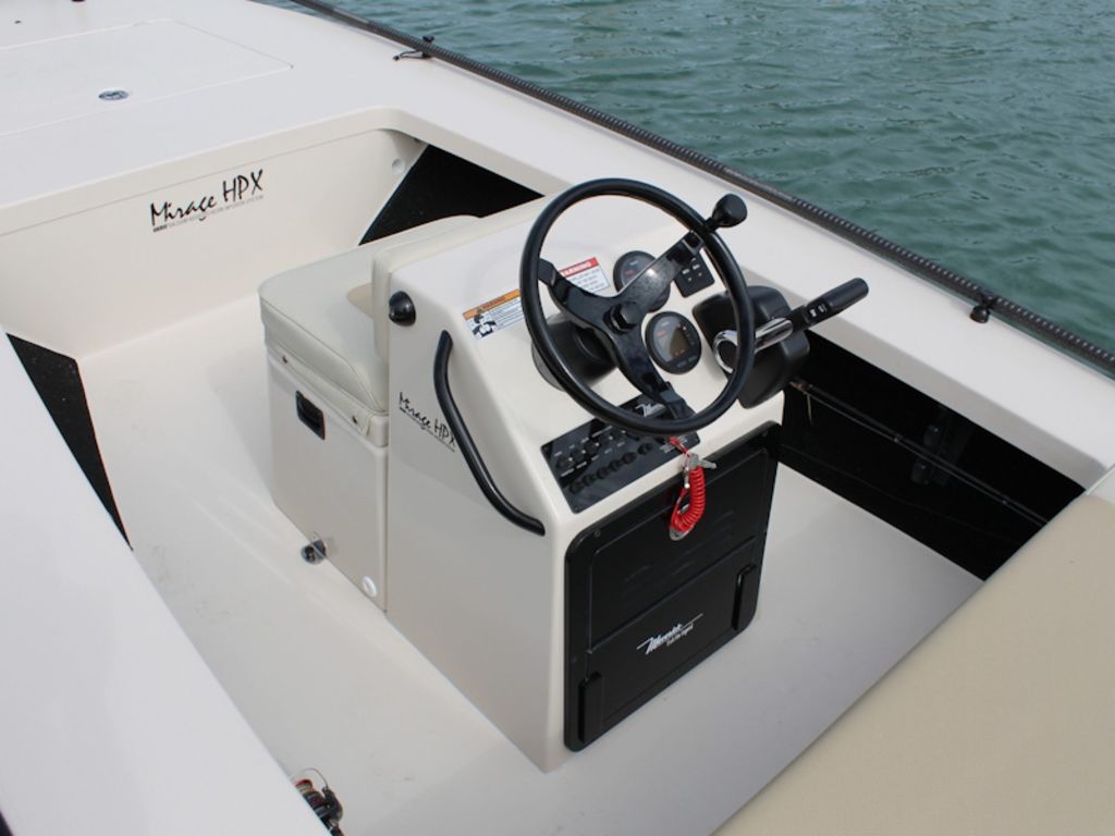 2026 Maverick Boats 17 HPX-S Base