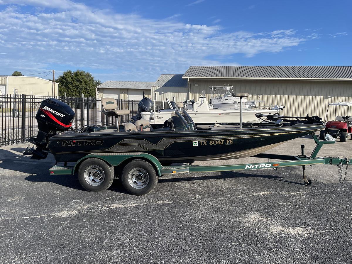Used 1998 Nitro Savage 884