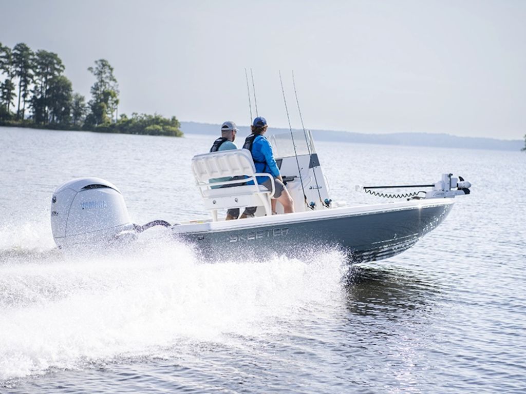 2026 Skeeter SX221 Base