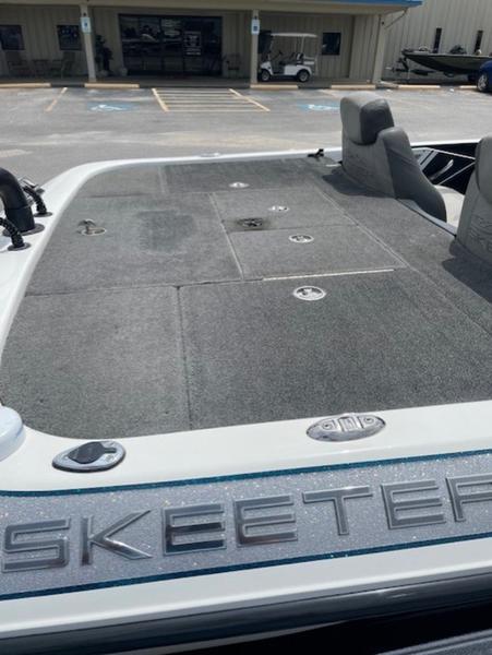 Used 2017 Skeeter FX20