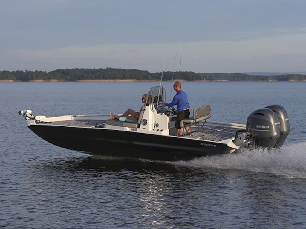 2026 Xpress Boats X23B LOUNGE DUAL Base