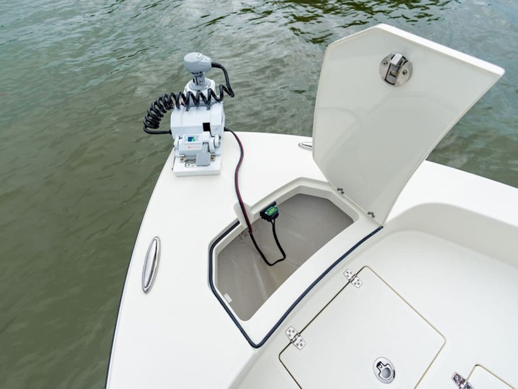 2027 Pathfinder Boats 2600 Hybrid Base