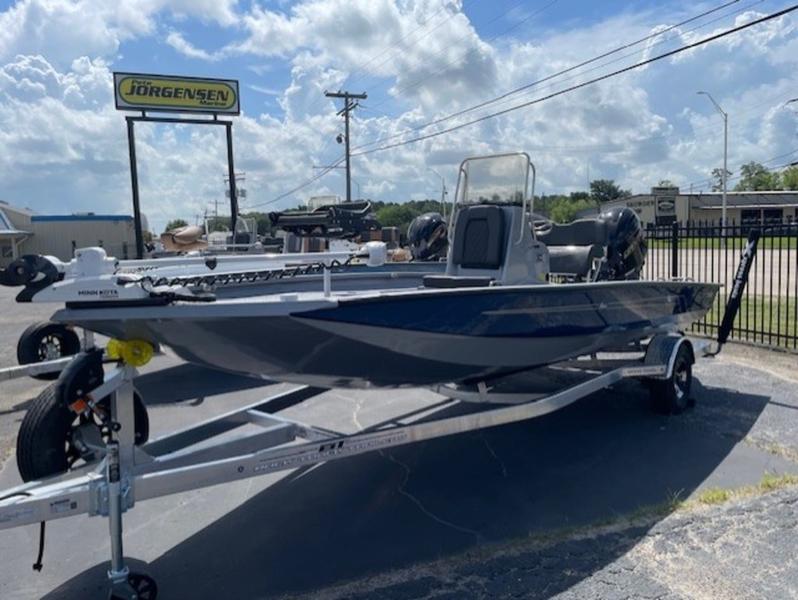 2027 Xpress Boats H20 Bay