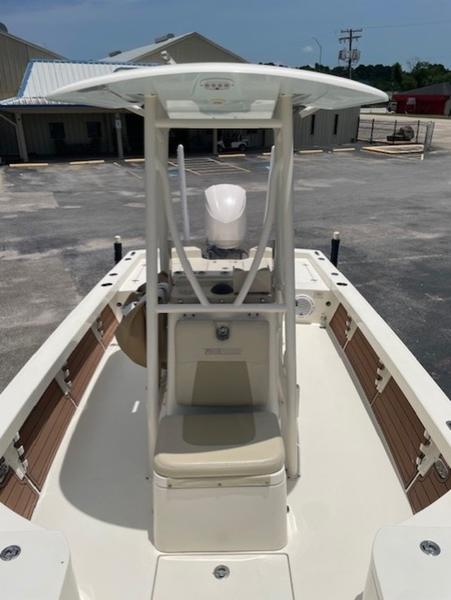 Used 2015 Pathfinder Boats 2600 HPS