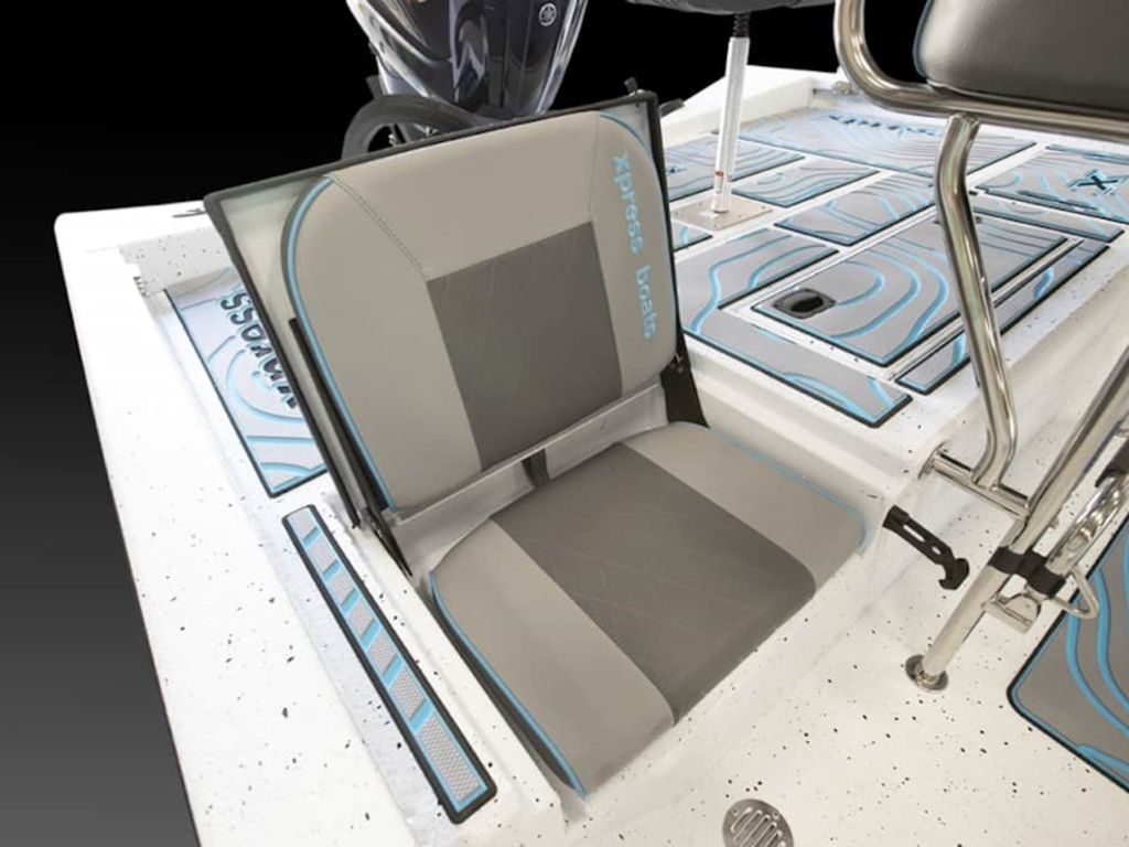 2026 Xpress Boats H24B Base