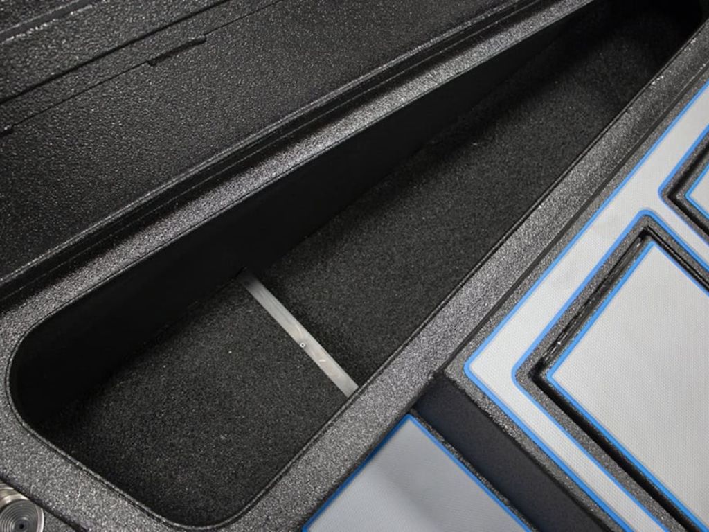 2026 Xpress Boats H17C Base