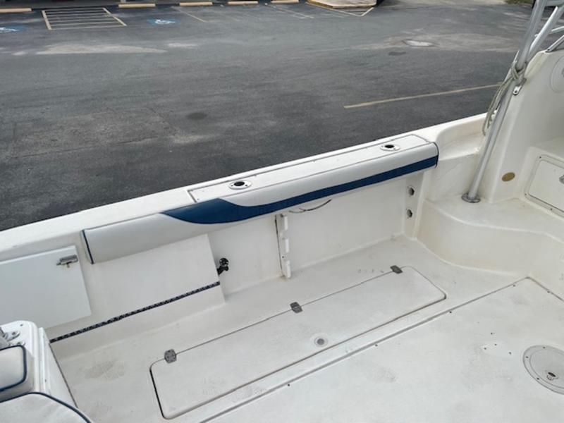 Used 2000 COBIA 260 Walk Around