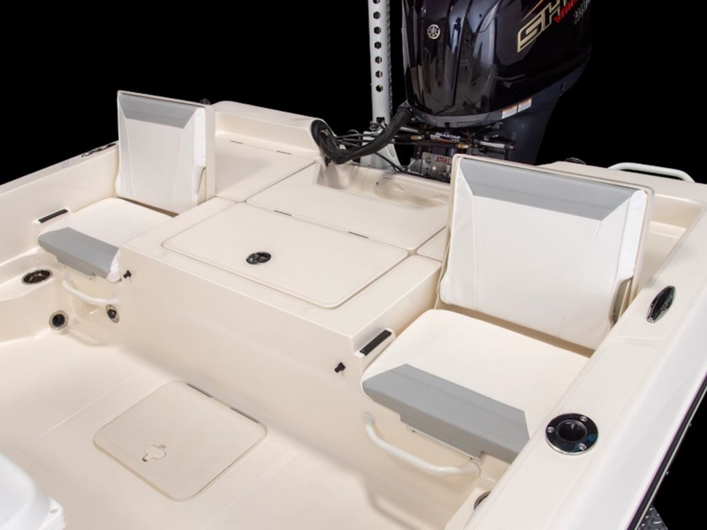 2026 Skeeter SX230 Base