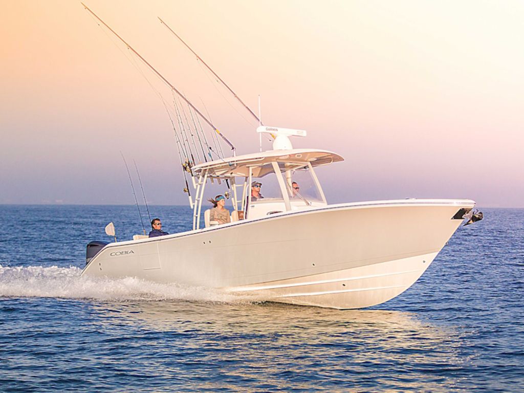 2026 Cobia Boats 320 CC Base