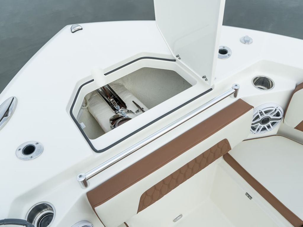 2026 Cobia Boats 285 CC Base