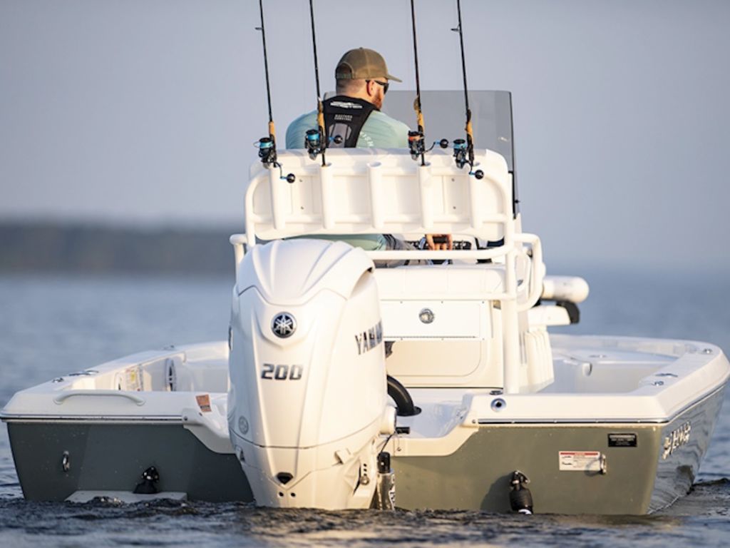 2026 Skeeter SX221 Base