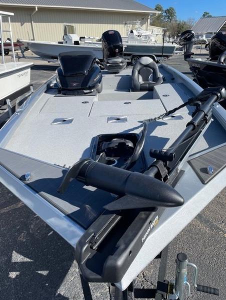 2026 Vexus Defender 189