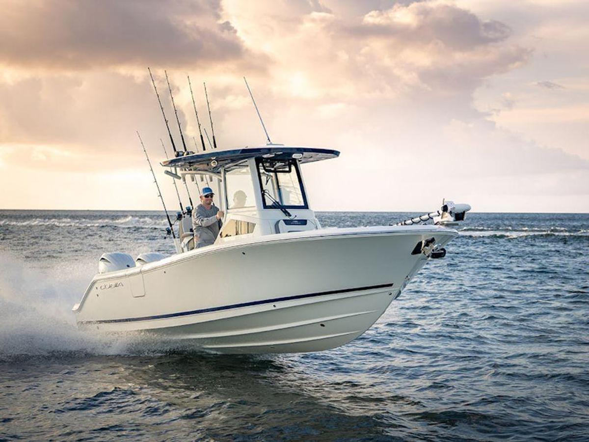 2026 Cobia Boats 245 CC Base