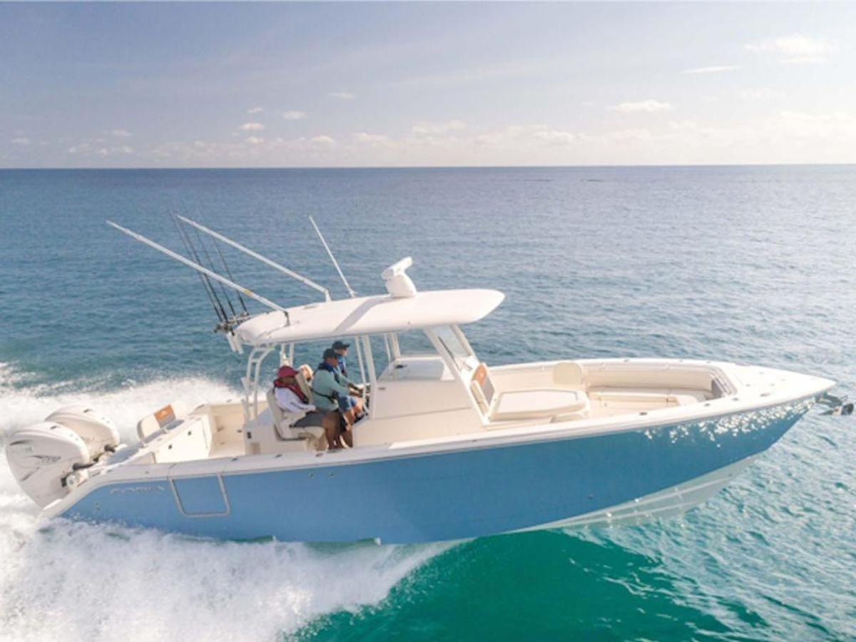 2026 Cobia Boats 350 CC Base